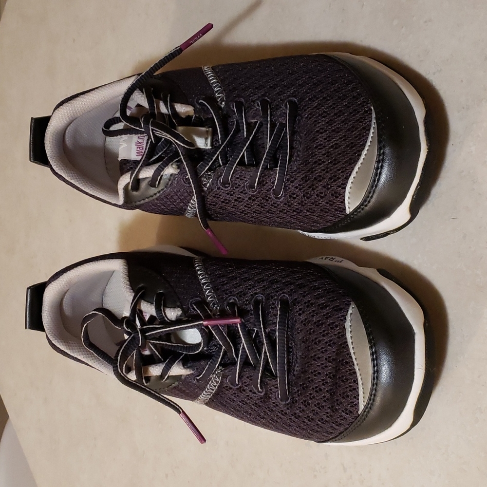 Dr Andrew Weil Vionic Rhythm Walking Shoe